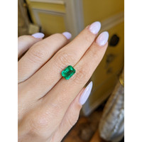 2.30 Ct. Emerald from Zambia Life Style