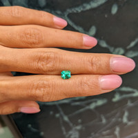 0.83 Ct. Emerald from Russia Life Style