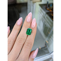 3.62 Ct. Emerald from Zambia Life Style