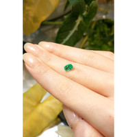 0.80 Ct. Emerald from Russia Life Style