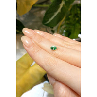 0.82 Ct. Emerald from Russia Life Style