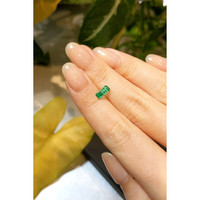 0.62 Ct. Emerald from Russia Life Style