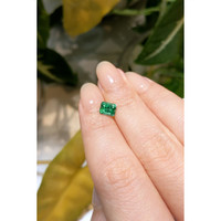 0.89 Ct. Emerald from Russia Life Style