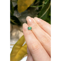0.87 Ct. Emerald from Russia Life Style
