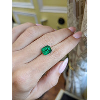 2.68 Ct. Emerald from Zambia Life Style
