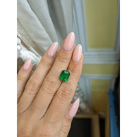 3.52 Ct. Emerald from Zambia Life Style