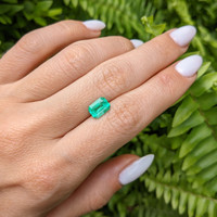 1.42 Ct. Emerald from Ethiopia Life Style
