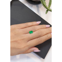 1.57 Ct. Emerald from Ethiopia Life Style