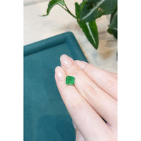 2.45 Ct. Emerald from Ethiopia Life Style