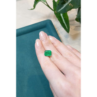 3.47 Ct. Emerald from Ethiopia Life Style