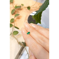 0.47 Ct. Emerald from Russia Life Style