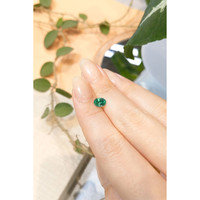 0.66 Ct. Emerald from Russia Life Style