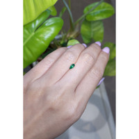0.25 Ct. Emerald from Russia Life Style