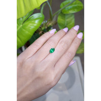 0.96 Ct. Emerald from Russia Life Style