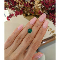 1.76 Ct. Cabochon Emerald from Colombia Life Style