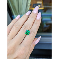2.02 Ct. Emerald from Colombia Life Style