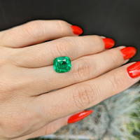 3.52 Ct. Emerald from Zambia Life Style