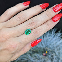 1.69 Ct. Emerald from Afghanistan Life Style