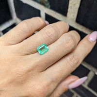 1.38 Ct. Emerald from Colombia Life Style