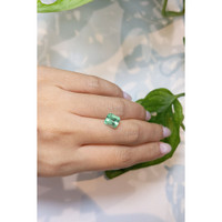 2.00 Ct. Emerald from Colombia Life Style