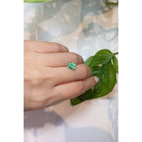 1.52 Ct. Emerald from Colombia Life Style