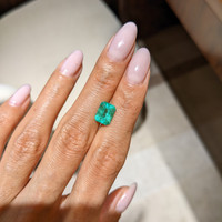 2.25 Ct. Emerald from Colombia Life Style