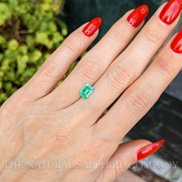 0.94 Ct. Emerald from Colombia