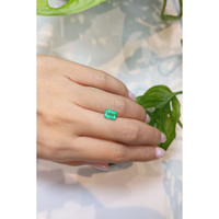 1.23 Ct. Emerald from Colombia Life Style