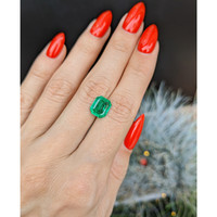 2.26 Ct. Emerald from Colombia Life Style