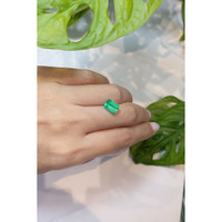 2.11 Ct. Emerald from Colombia Life Style