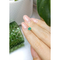 0.52 Ct. Emerald from Brazil Life Style