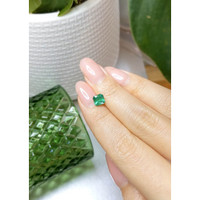 0.96 Ct. Emerald from Brazil Life Style