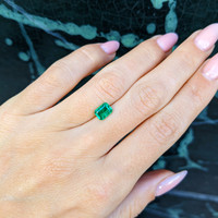 0.91 Ct. Emerald from Zambia Life Style