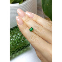 1.08 Ct. Emerald from Zambia Life Style