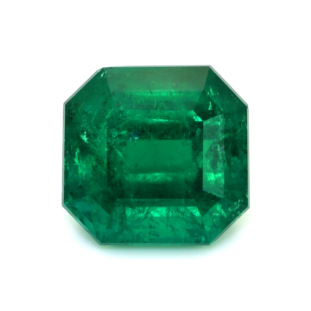 Natural Brazilian Emerald 8.85 Ct Oval Shape Certified Gemstone retailer