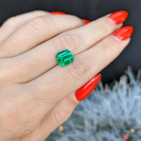 2.26 Ct. Emerald from Colombia Life Style