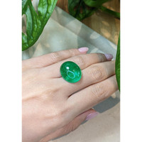 25.50 Ct. Cabochon Emerald from Colombia Life Style
