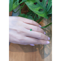 0.28 Ct. Emerald from Colombia Life Style