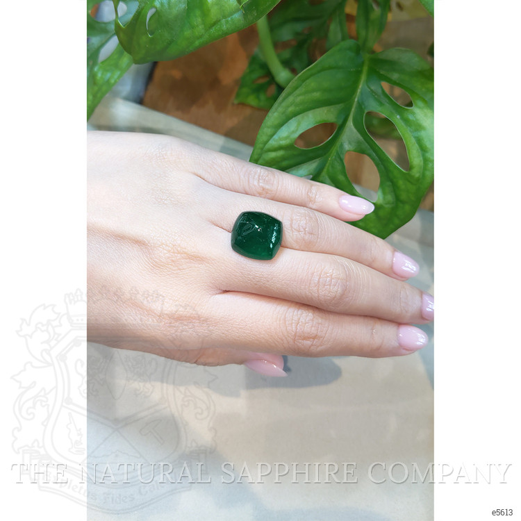 15.66 Ct. Cabochon Emerald from Colombia