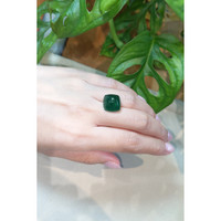 13.23 Ct. Cabochon Emerald from Colombia Life Style