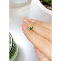 0.40 Ct. Emerald from Russia Life Style