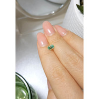 0.61 Ct. Emerald from Russia Life Style