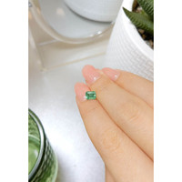 0.81 Ct. Emerald from Russia Life Style