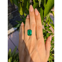 7.84 Ct. Emerald from Zambia Life Style