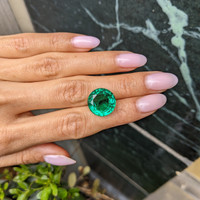 10.64 Ct. Emerald from Zambia Life Style