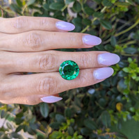 10.64 Ct. Emerald from Zambia Life Style