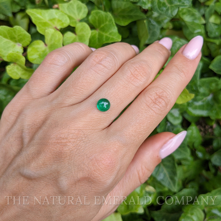 0.85 Ct. Cabochon Emerald from Colombia