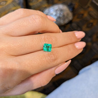 1.81 Ct. Emerald from Afghanistan Life Style