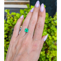 1.81 Ct. Emerald from Afghanistan Life Style