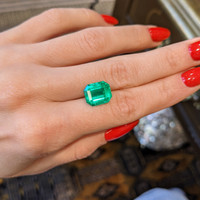 5.36 Ct. Emerald from Colombia Life Style